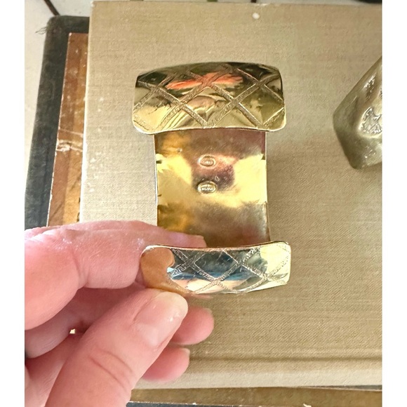 Glittering Crystal Wide Gilt Metal Cuff Designed by Graziano - Picture 4 of 5